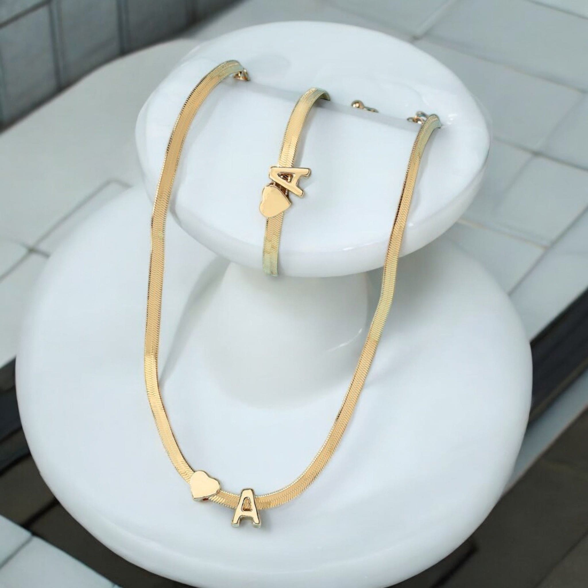 Initial & Love Set