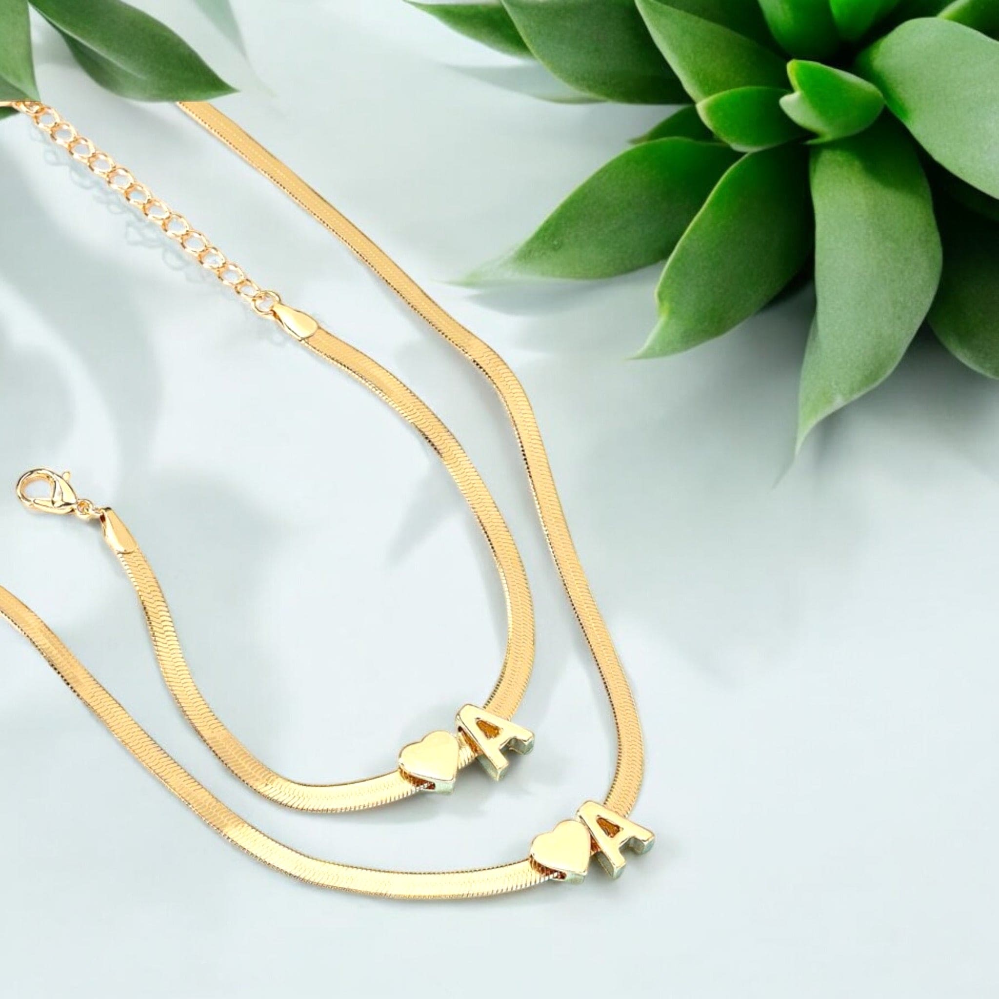 Initial & Love Set