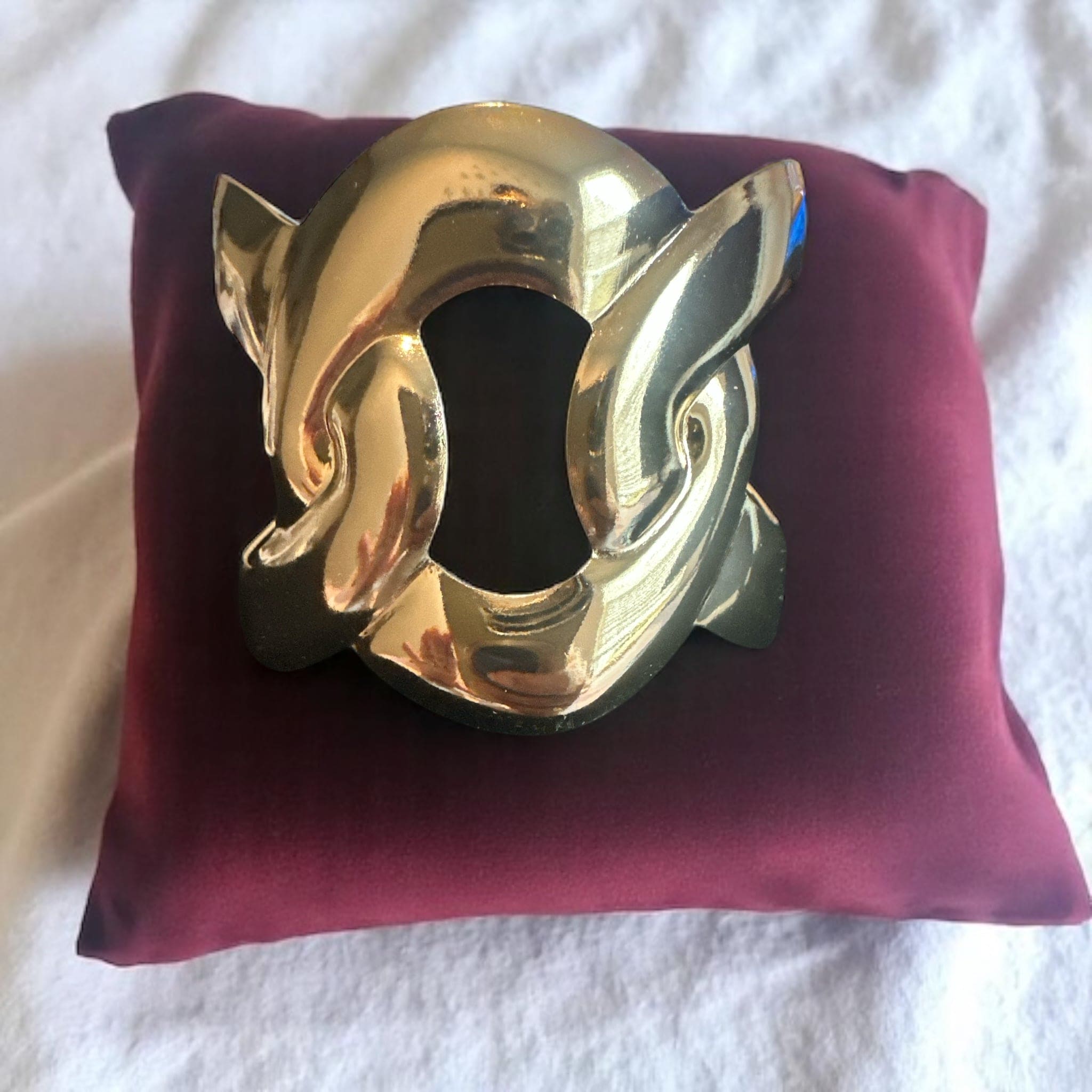 Embraced bracelet